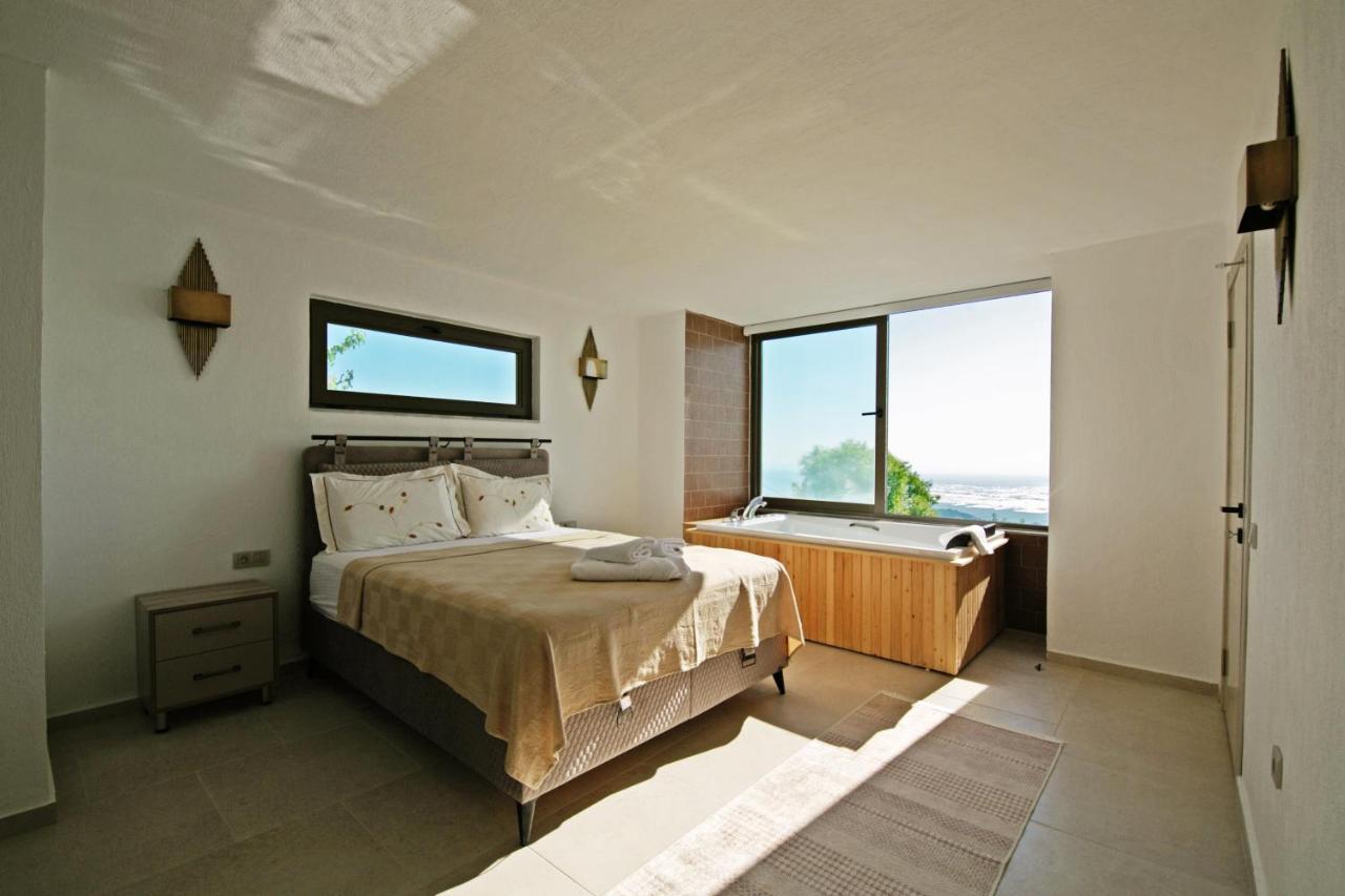 קס Villa With A Private Heated Pool, Jacuzzi, Overlooking Spectacular Views Of The Sea מראה חיצוני תמונה