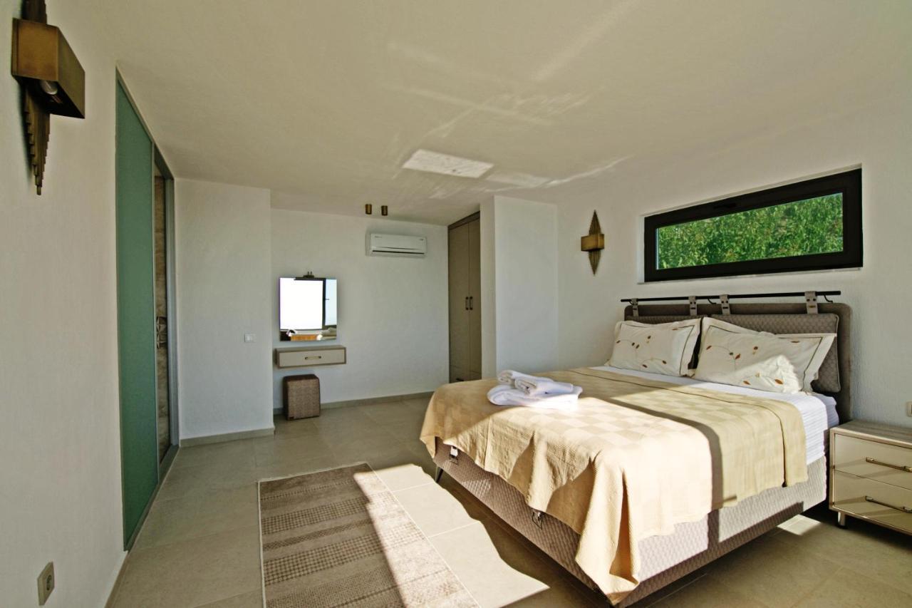 קס Villa With A Private Heated Pool, Jacuzzi, Overlooking Spectacular Views Of The Sea מראה חיצוני תמונה