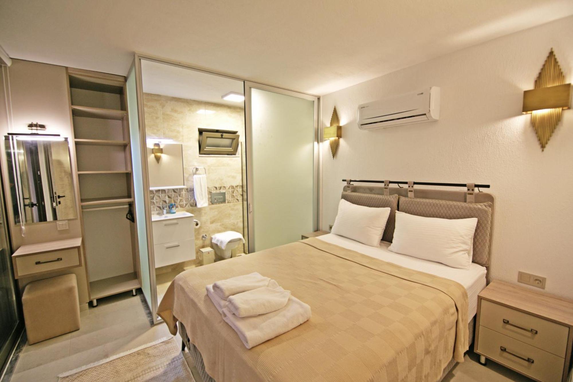 קס Villa With A Private Heated Pool, Jacuzzi, Overlooking Spectacular Views Of The Sea מראה חיצוני תמונה